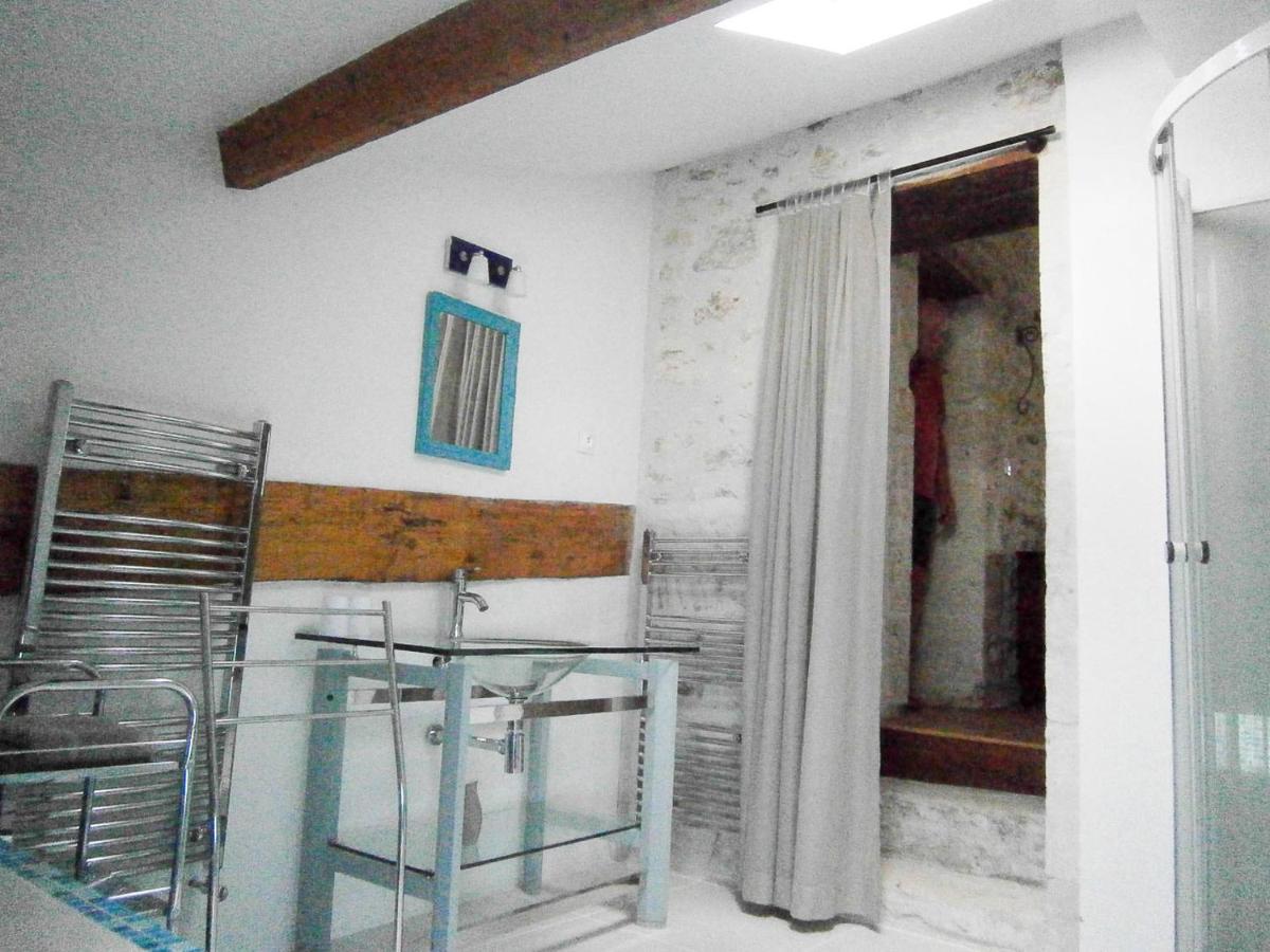 Le Charhido Panzió Saint-Fort-sur-Gironde Kültér fotó