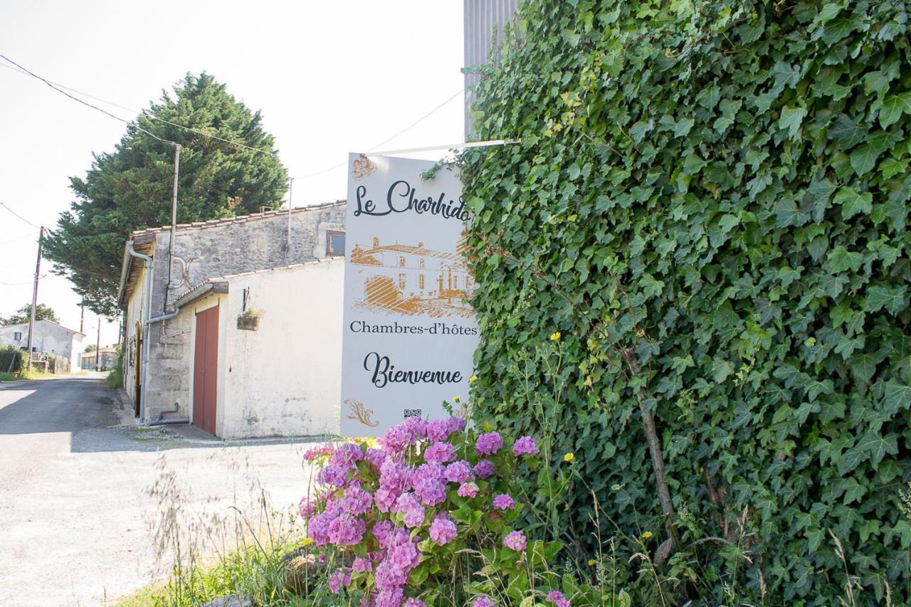 Le Charhido Panzió Saint-Fort-sur-Gironde Kültér fotó